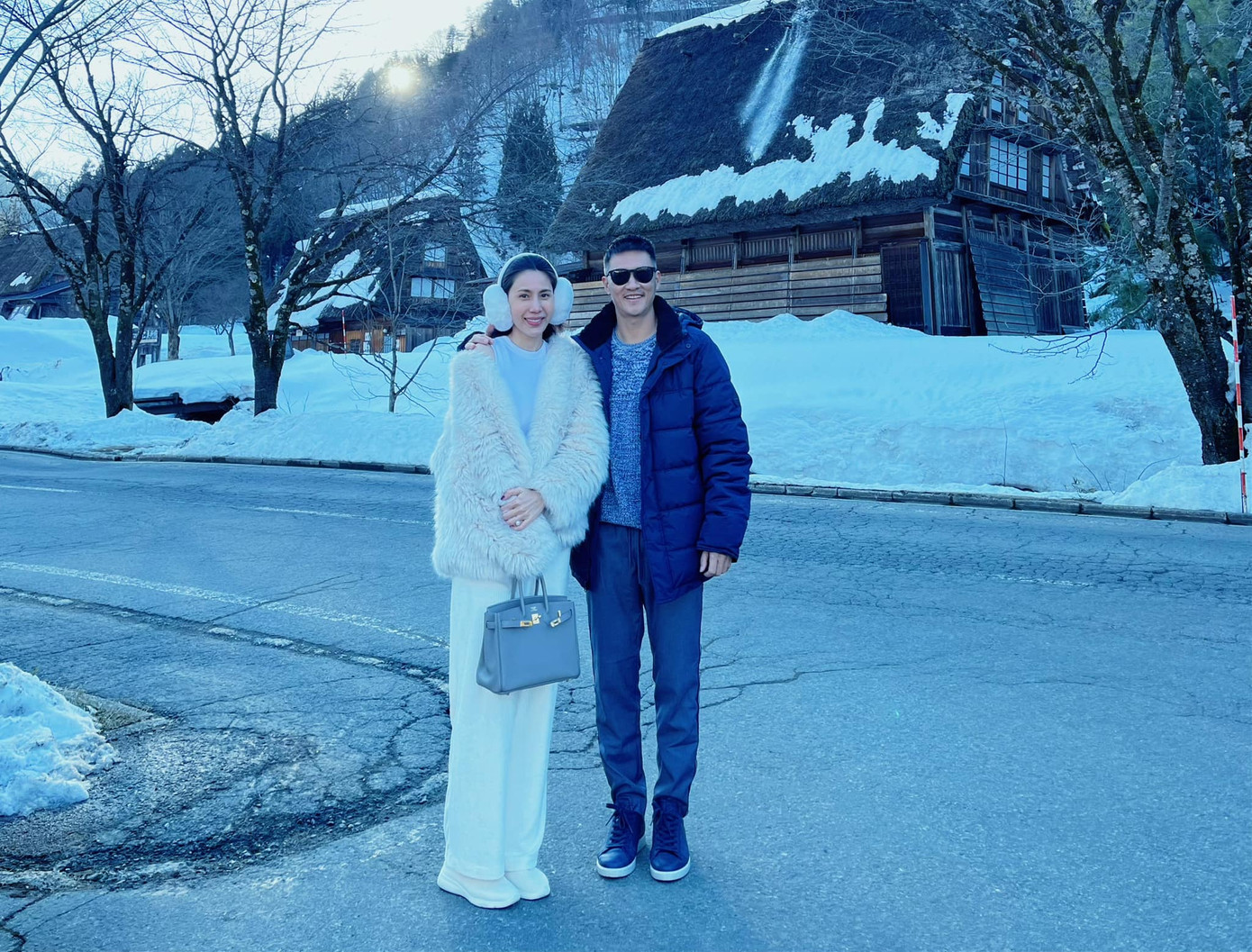 Công Vinh và Thủy Tiên đón lễ tình nhân 14/2/2023.