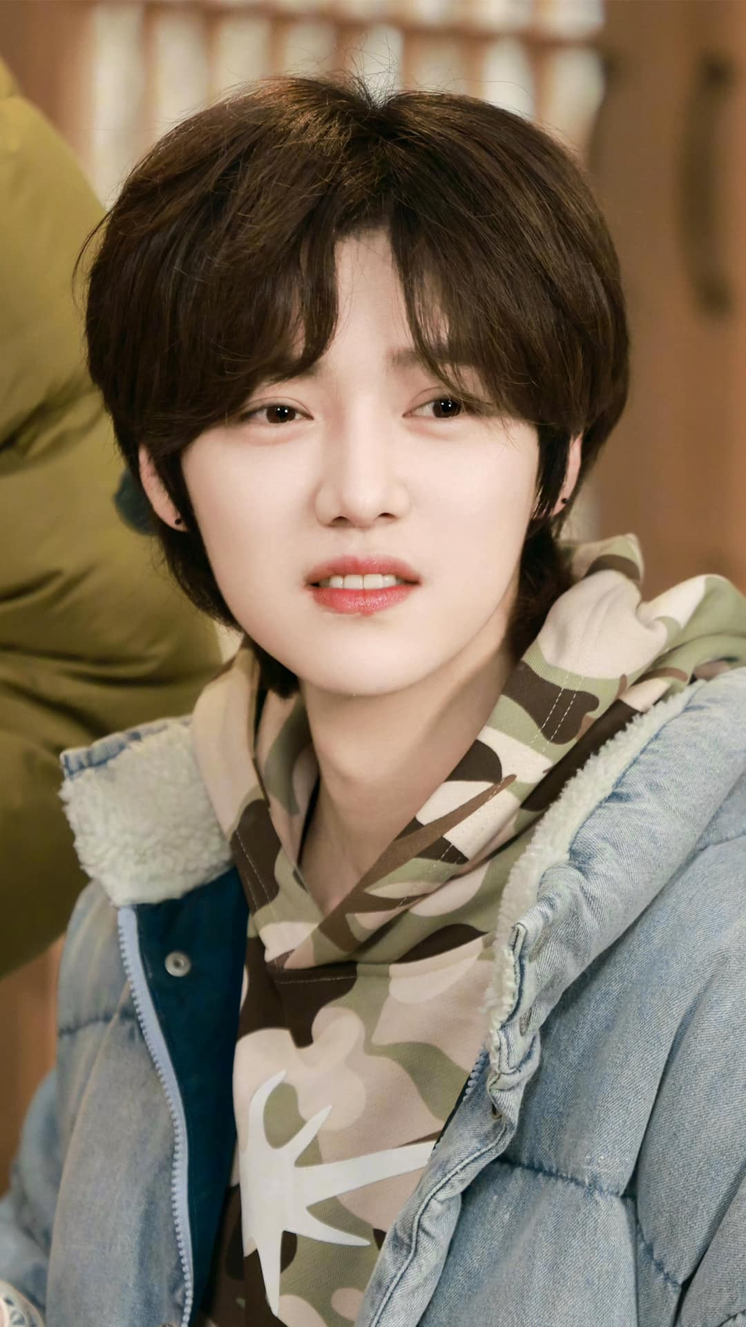 Từ trái sang: Tiêu Chiến, Địch Lệ Nhiệt Ba, Lộc Hàm, đều là những nghệ sĩ bị Uông Hải Lâm công khai chỉ trích. Từ trái sang: Tiêu Chiến, Địch Lệ Nhiệt Ba, Lộc Hàm, đều là những nghệ sĩ bị Uông Hải Lâm công khai chỉ trích.