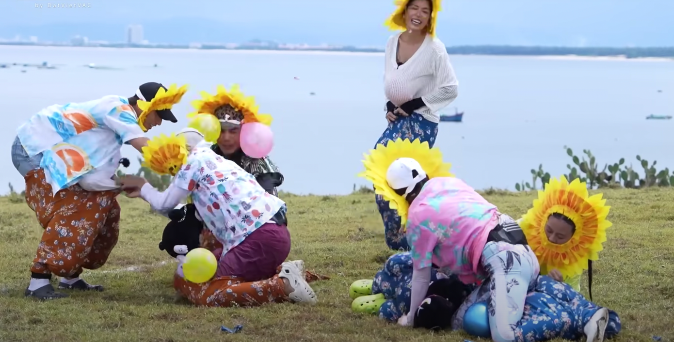 Tập 39 show 2 Ngày 1 Đêm bị chê bạo lực và ồn ào. Ảnh: CMH.