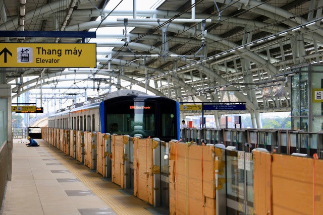 Mất khoảng 29 phút 30 giây để đi từ nhà ga Suối Tiên đến ga ngầm Bến Thành Mất khoảng 29 phút 30 giây để đi từ nhà ga Suối Tiên đến ga ngầm Bến Thành