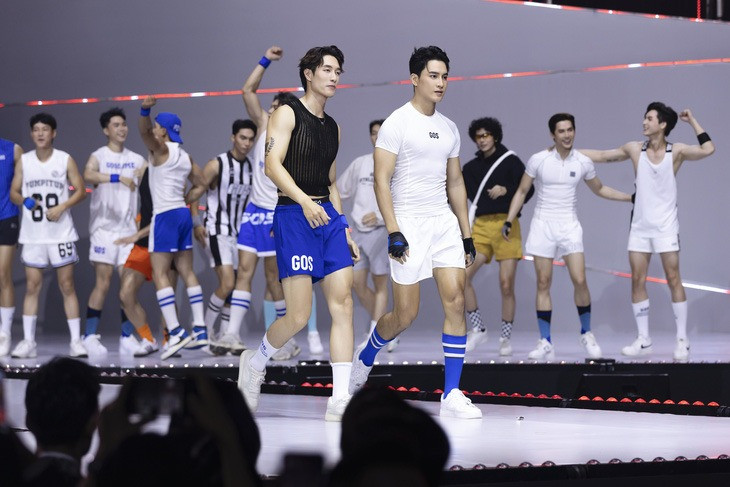 Các màn trình diễn trong đêm chung kết Quý ông hoàn mỹ. Các màn trình diễn trong đêm chung kết Quý ông hoàn mỹ.