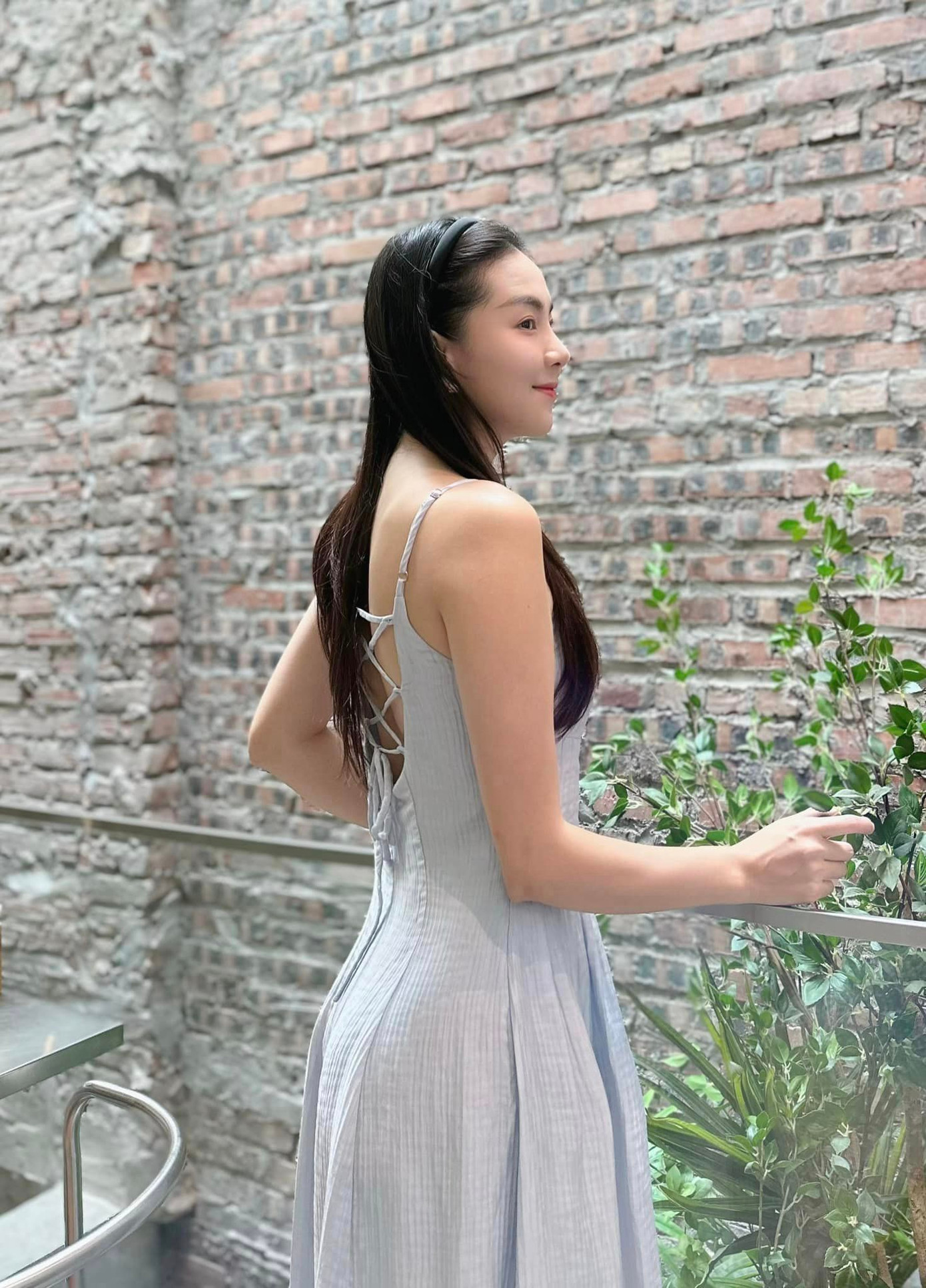 Vì luôn giữ nhịp luyện tập đều đặn nên cô kiêng khem quá khắt khe. Mai Ngọc ăn tinh bột vào buổi sáng, trưa, còn tối tập trung vào rau, thịt. Cô cũng không né tránh đồ ngọt và luôn thủ sẵn trong túi đồ của mình thanh socola đắng để kích thích tinh thần, lấy lại năng lượng.