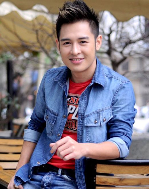 Sau thành công vang dội ở Sao mai điểm hẹn 2006, Hoàng Hải nổi đình nổi đám, được khán giả yêu mến gọi là &quot;Hoàng tử Vpop&quot;.