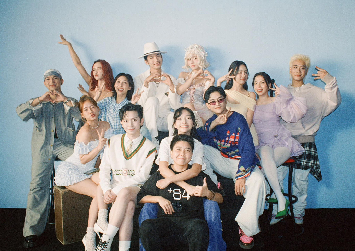 Anh tài Cường Seven cùng vợ tham gia đóng MV của Han Sara.