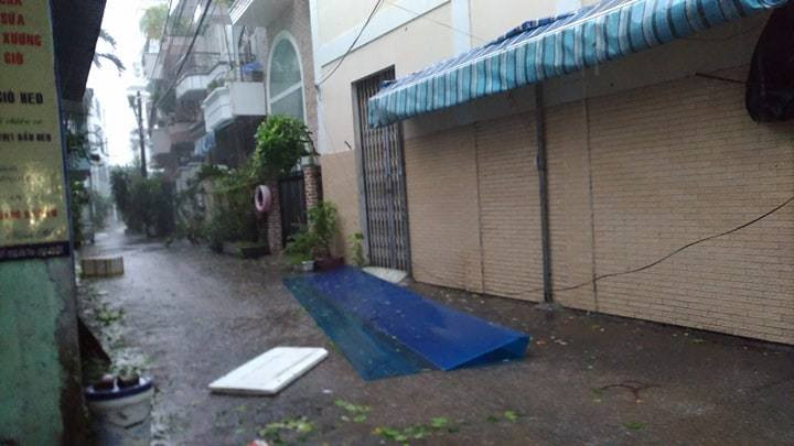 Nhiều người thiệt mạng vì bão Damrey quét qua ảnh 68