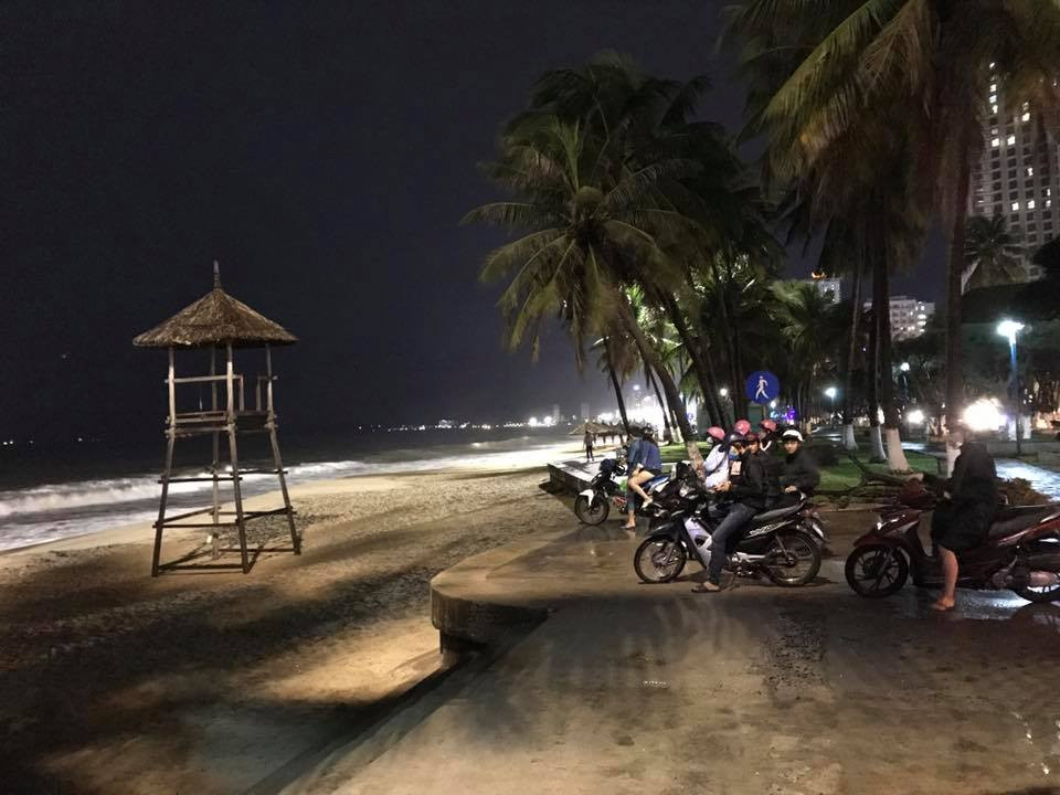 Nhiều người thiệt mạng vì bão Damrey quét qua ảnh 89