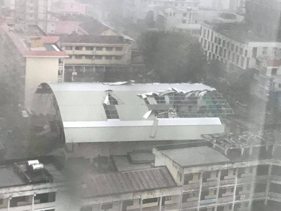 Nhiều người thiệt mạng vì bão Damrey quét qua ảnh 81