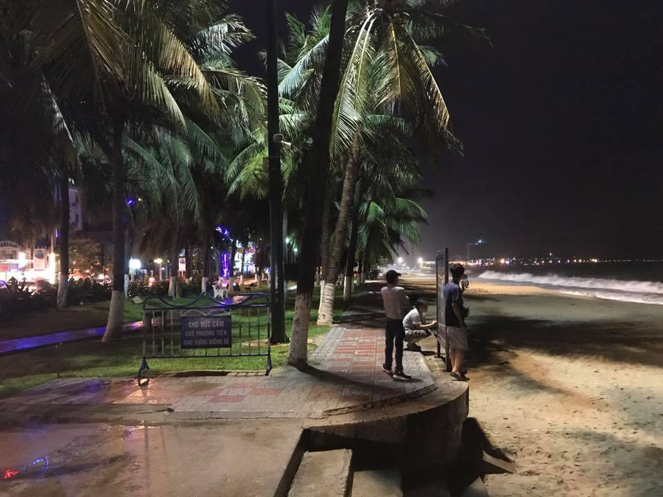 Nhiều người thiệt mạng vì bão Damrey quét qua ảnh 91