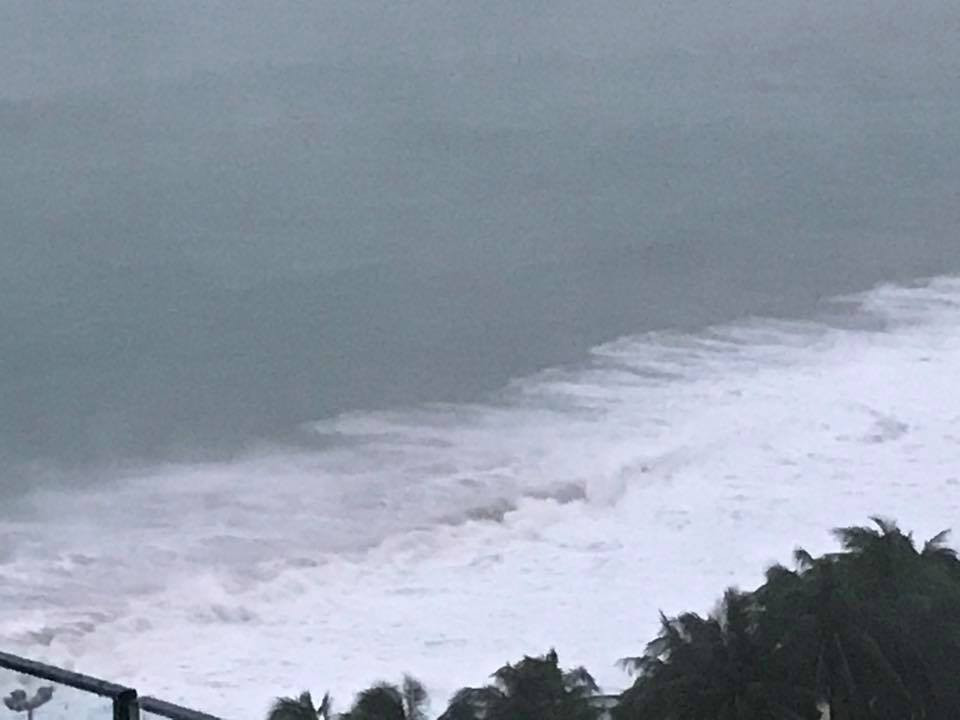 Nhiều người thiệt mạng vì bão Damrey quét qua ảnh 83