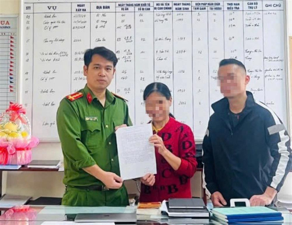 Chị N.T.L vui mừng, gửi lời cảm ơn đến Công an huyện Quỳnh Phụ đã giúp chị kịp thời ngăn chặn vụ lừa đảo.