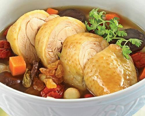 Gà hầm táo đỏ.jpg