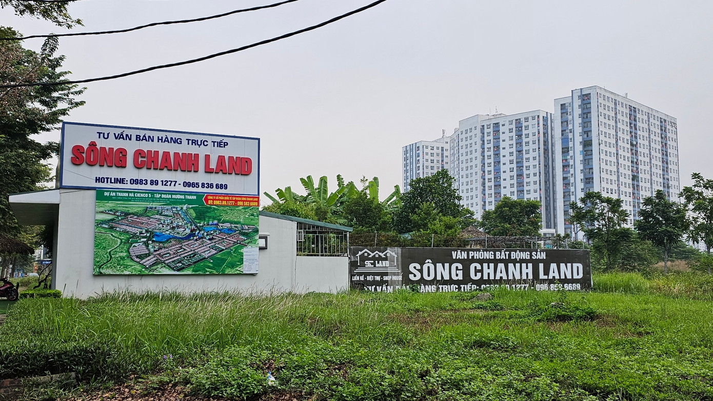 Lãnh đạo UBND TP cũng thống nhất cho phép tiếp tục triển khai các quy trình thủ tục theo quy định để đầu tư xây dựng các công trình xây dựng thuộc đối tượng miễn cấp giấy phép xây dựng (theo quy định pháp luật tại thời điểm xây dựng công trình và hiện hành), không có vi phạm về quy hoạch, đất đai, xây dựng; để đảm bảo quyền lợi hợp pháp của các doanh nghiệp, đơn vị, tổ chức, người dân có liên quan trong việc khai thác, vận hành các công trình trong khu đô thị Thanh Hà A,B - Cienco5.