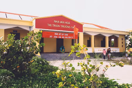 Nhà văn hóa thị trấn Trường Sa