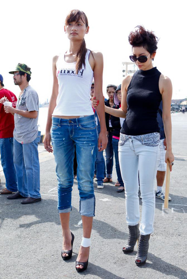 Ngay sau đó cô đã được băng bó để tiếp tục tập luyện