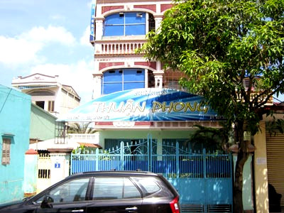 Nhà nghỉ Thuận Phong