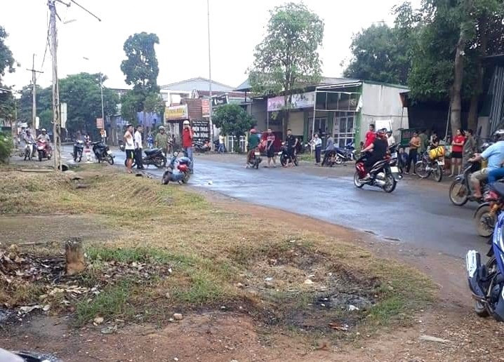 Cuồng ghen, chồng cũ đánh chết tình địch giữa đường ảnh 1