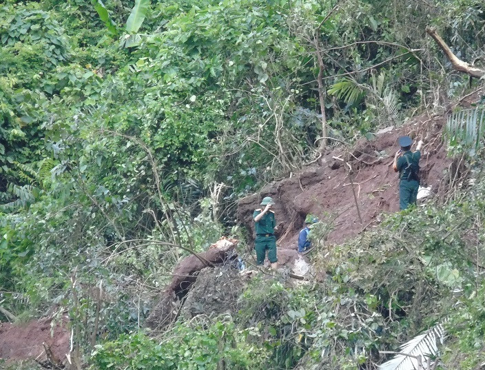 Tiễn đưa hai phi công Su-22 về đất mẹ ảnh 22