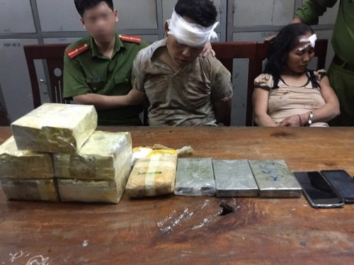 Bắt cặp vợ chồng trong đường dây ma túy xuyên quốc gia ảnh 1