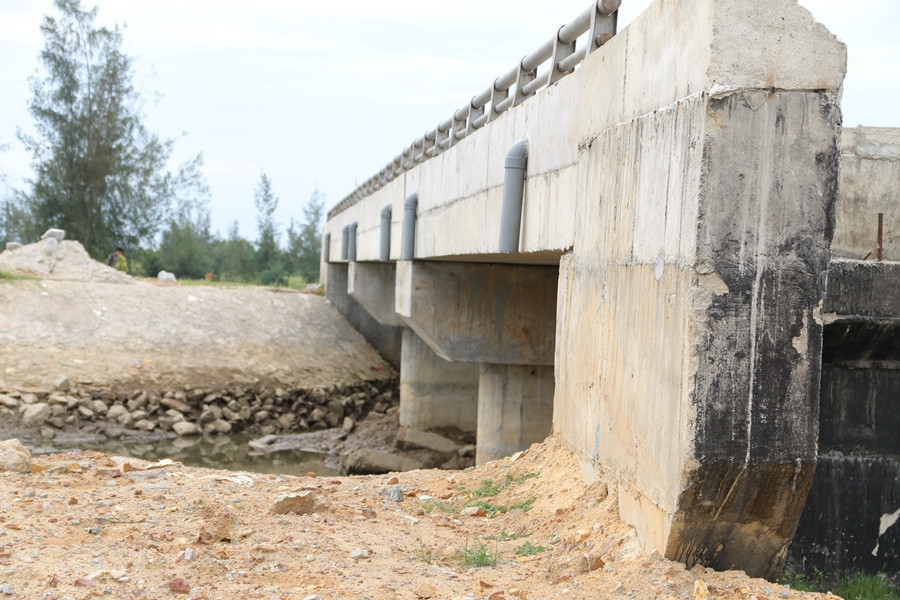 Vì sao cầu 12 tỷ xây xong 3 năm vẫn không thể sử dụng ảnh 4