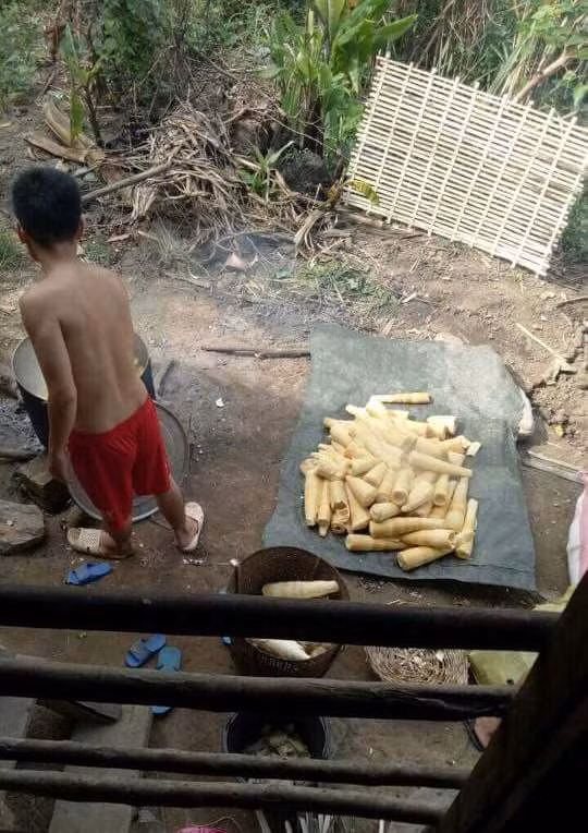 Rơi nước mắt với gia cảnh nam sinh bị trường Sỹ quan Thông tin trả về ảnh 3