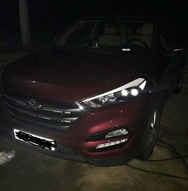 Kinh hoàng phát hiện quả mìn gần phát nổ dưới gầm ô tô ảnh 2