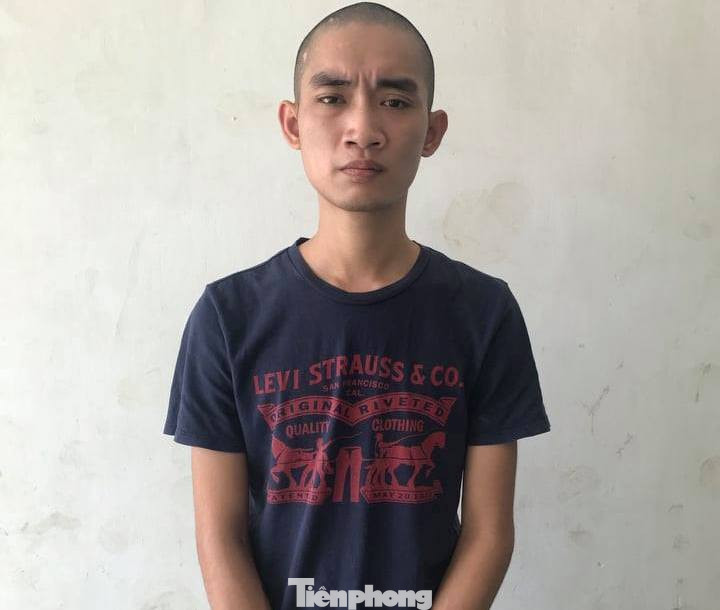 Bắt đối tượng 'nhái' tin nhắn ngân hàng chiếm đoạt tiền của người dân ảnh 1