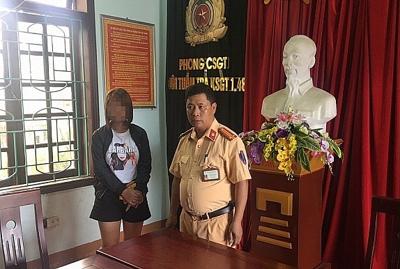 Giải cứu thiếu nữ bị ép vào 'động' mại dâm ảnh 1