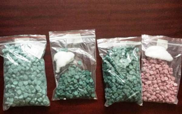 Bắt giữ đối tượng mang thuốc lắc từ phía Bắc vào Nghệ An tiêu thụ ảnh 1