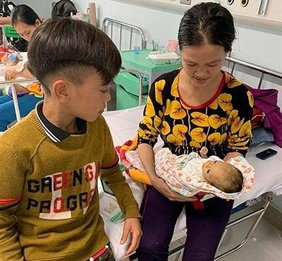 Cậu bé đạp xe 103km từ Sơn La xuống Hà Nội thăm em vào đề thi môn Ngữ Văn ảnh 1