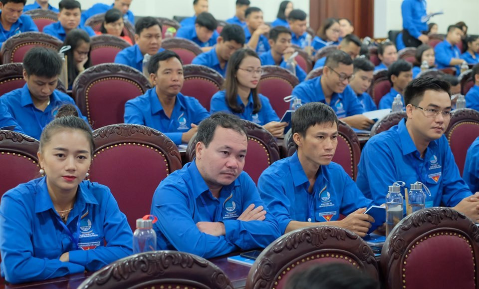 Khai mạc đại hội đại biểu Hội LHTN Việt Nam tỉnh Nghệ An lần thứ VI ảnh 1