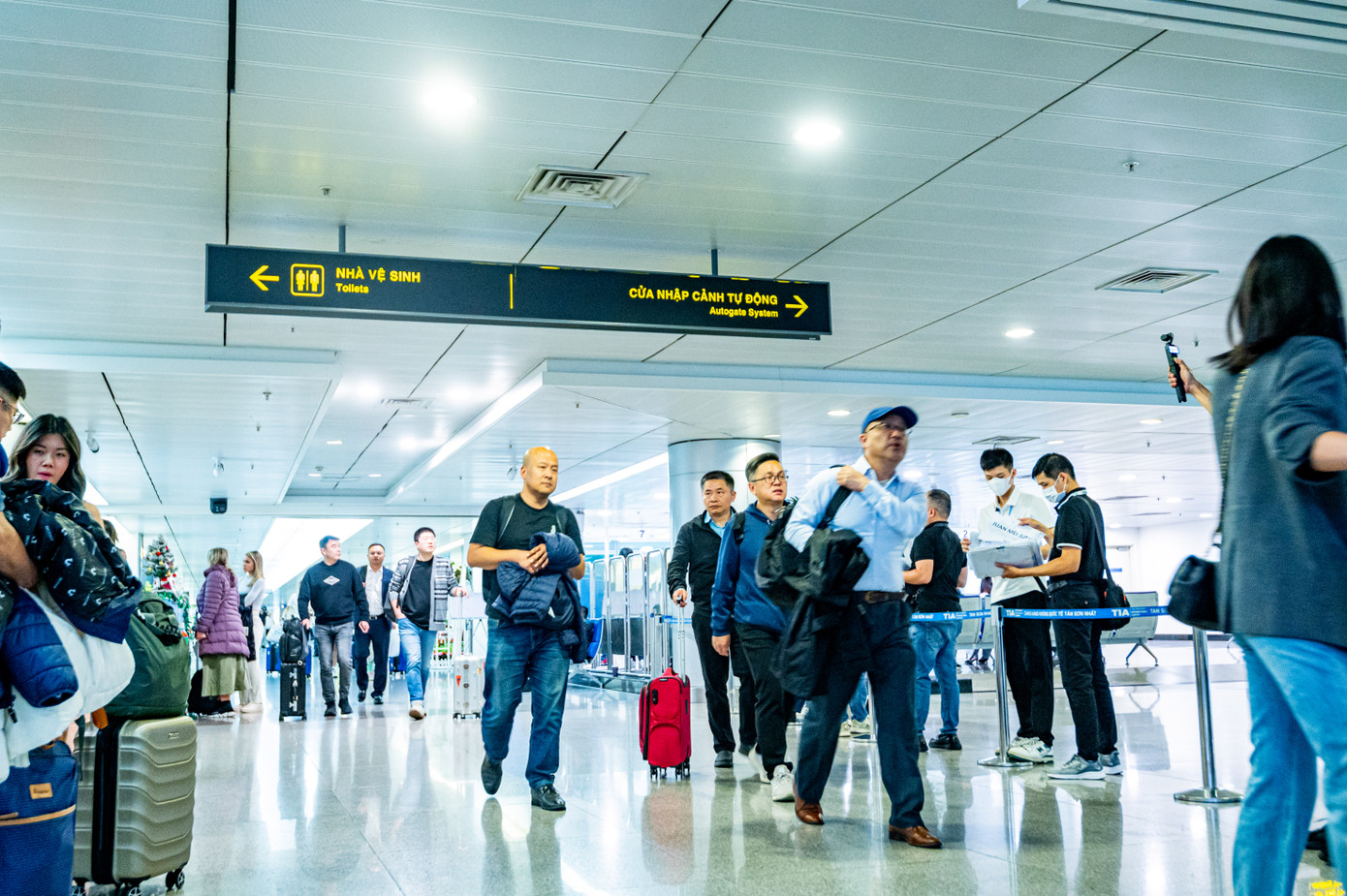 Lượng hành khách đến ga quốc tế là gần 27.000 người trong ngày 20/1.