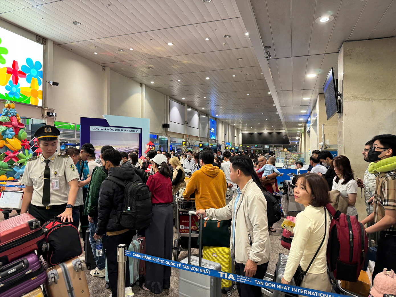Dự kiến, trong ngày 24 tháng Chạp sẽ có khoảng hơn 138.000 hành khách qua sân bay Tân Sơn Nhất. Ảnh: CTV.