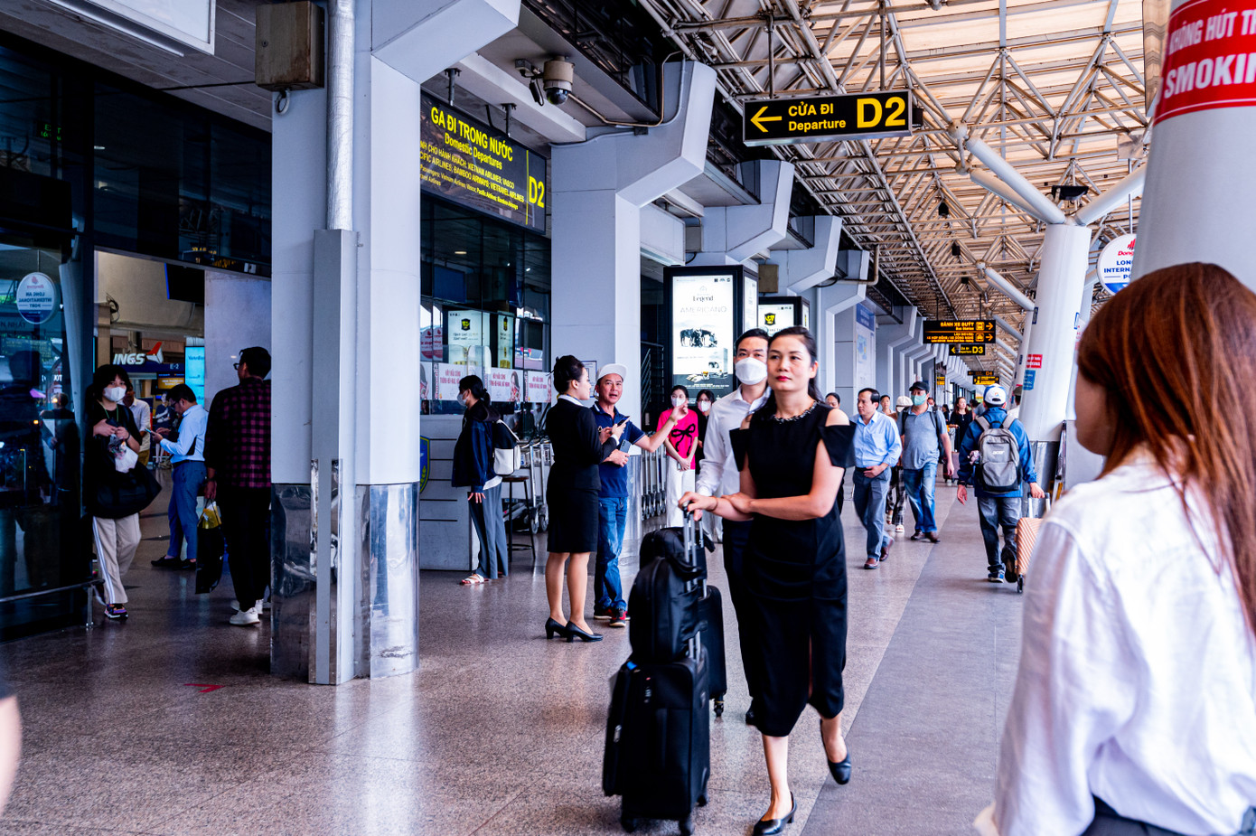 Hành khách ở ga quốc nội, cảng HKQT Tân Sơn Nhất.