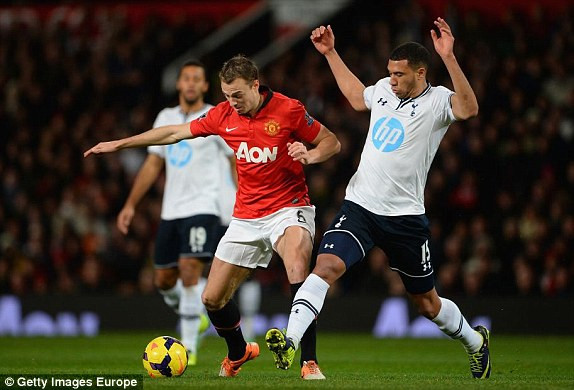 Mu đang gặp khó khăn trước Tottenham