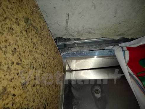 Nghi vấn rơi thang máy chung cư ở Hà Nội, 1 người mắc kẹt ảnh 1