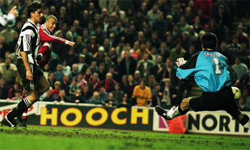 M.U thua xa Liverpool về số bàn thắng phút cuối ảnh 1