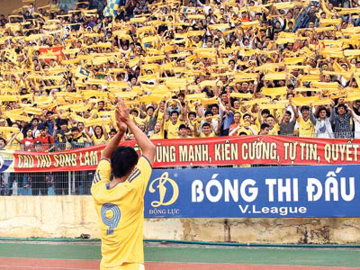 Trọng Hoàng cảm ơn CĐV 