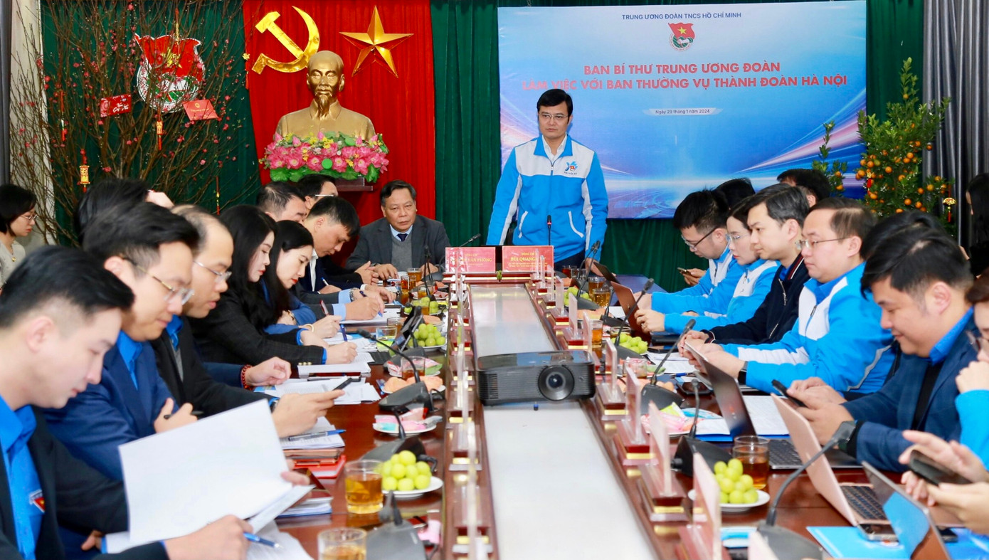 Buổi làm việc diễn ra dưới sự chủ trì của anh Bùi Quang Huy - Ủy viên dự khuyết T.Ư Đảng, Bí thư thứ nhất T.Ư Đoàn; ông Nguyễn Văn Phong - Phó Bí thư Thành ủy Hà Nội.