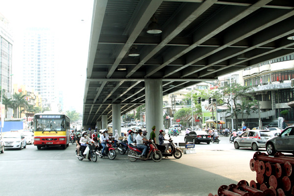 Khi hoàn thành, những cây cầu vượt sẽ giảm đáng kể tình trạng ùn tắc tại các nút giao thông vào giờ cao điểm