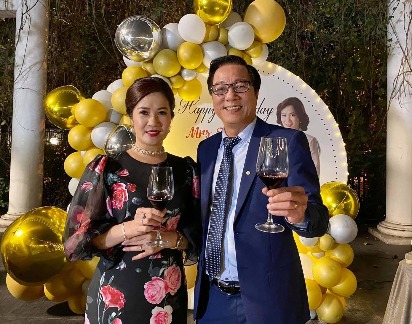 Nguyệt Hằng và NSND Trọng Trinh vào vai vợ chồng trong phim Hãy nói lời yêu. Nguyệt Hằng và NSND Trọng Trinh vào vai vợ chồng trong phim Hãy nói lời yêu.