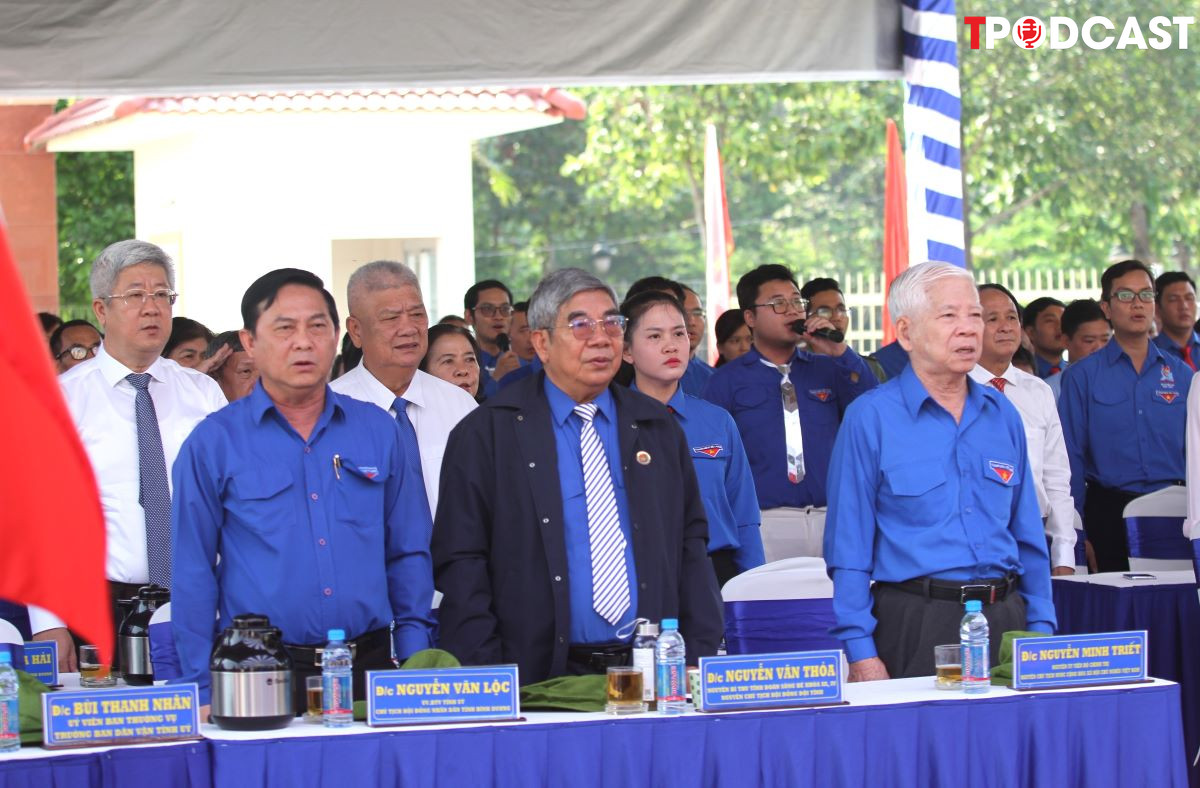 Tương lai của Bình Dương ra sao phụ thuộc vào lớp trẻ ảnh 2