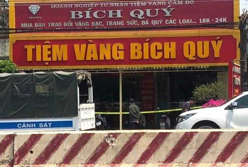 Tiệm vàng nơi xảy ra vụ cướp