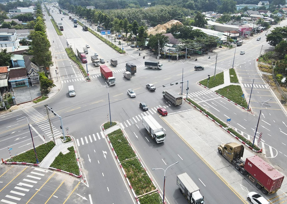 Đường Mỹ Phước Tân Vạn, đoạn giao với ĐT.741 Đường Mỹ Phước Tân Vạn, đoạn giao với ĐT.741