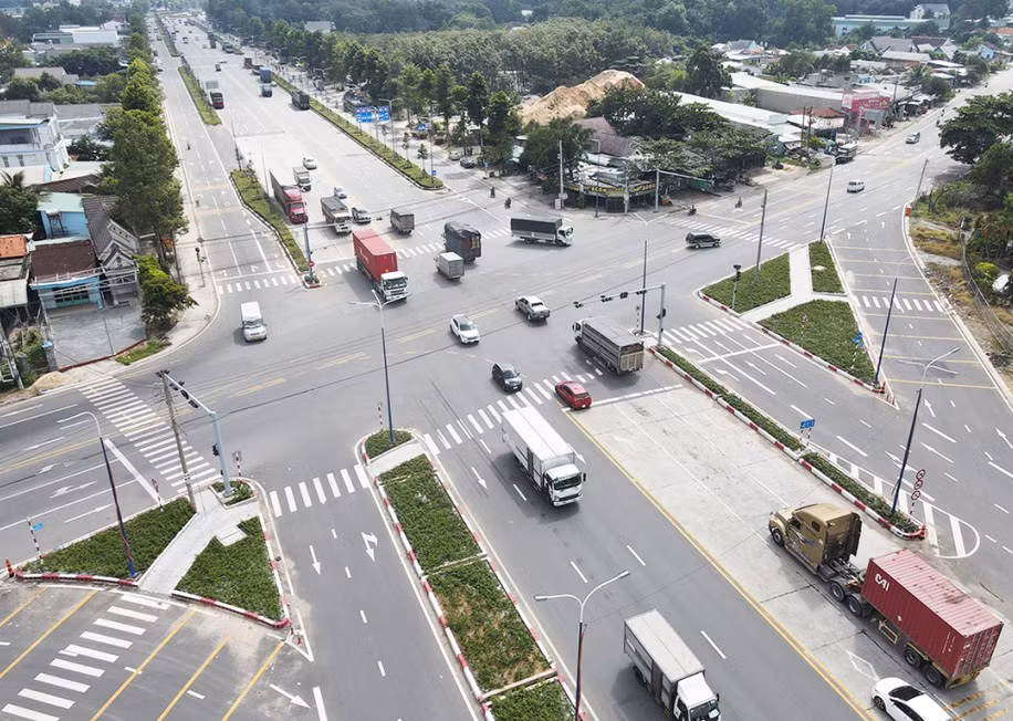 Đường Mỹ Phước Tân Vạn, đoạn giao với ĐT.741 Đường Mỹ Phước Tân Vạn, đoạn giao với ĐT.741