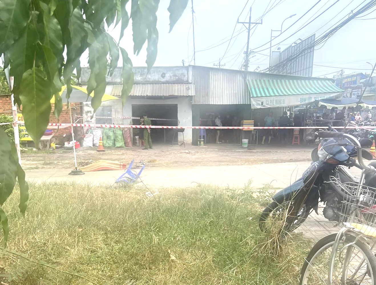 Công an phong tỏa hiện trường