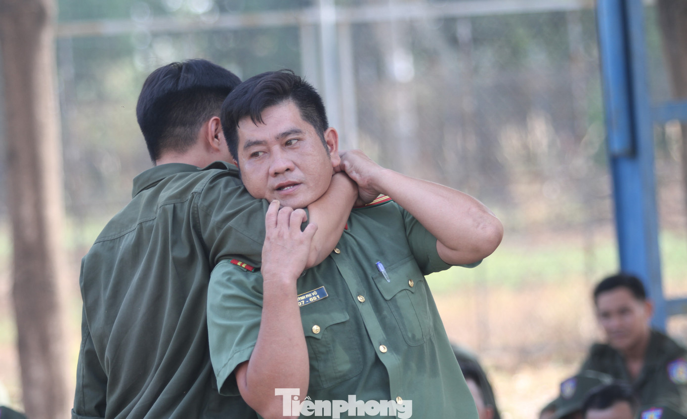 Lực lượng 113 bán chuyên trách sẽ cùng với công an chính quy thực hiện nhiệm vụ trấn áp tội phạm, đảm bảo an ninh trật tự trên địa bàn tỉnh Bình Dương.