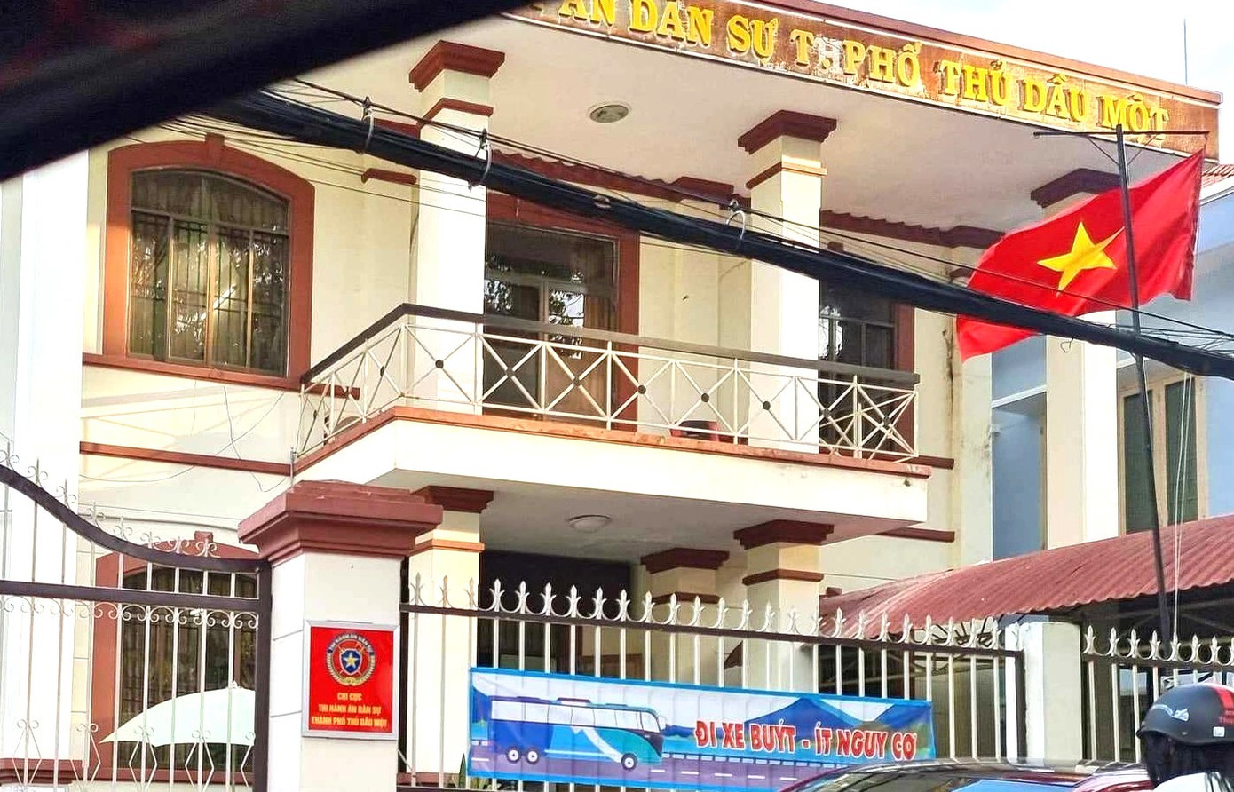 Chi cục Thi hành án dân sự thành phố Thủ Dầu Một nơi ông Chung công tác trước khi bị bắt