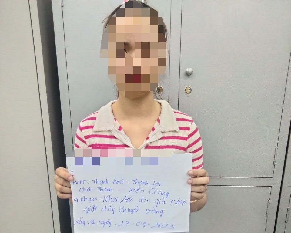 Người phụ nữ tại buổi làm việc với cơ quan công an