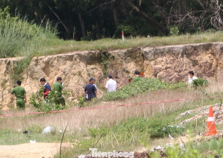 Công an khám nghiệm hiện trường Công an khám nghiệm hiện trường