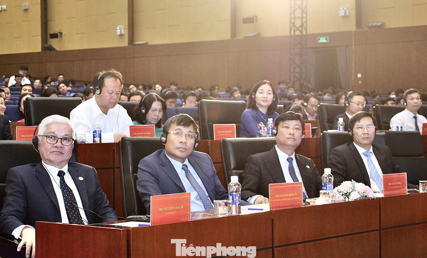 Các đại biểu tham dự chương trình "Gặp gỡ Nhật Bản" tại Bình Dương